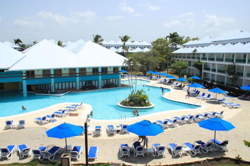 Beachfront Apt With Seaview Dining Patio Apartment Puerto Plata Exterior photo